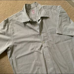 Brooks brothers short sleeve casual button-down